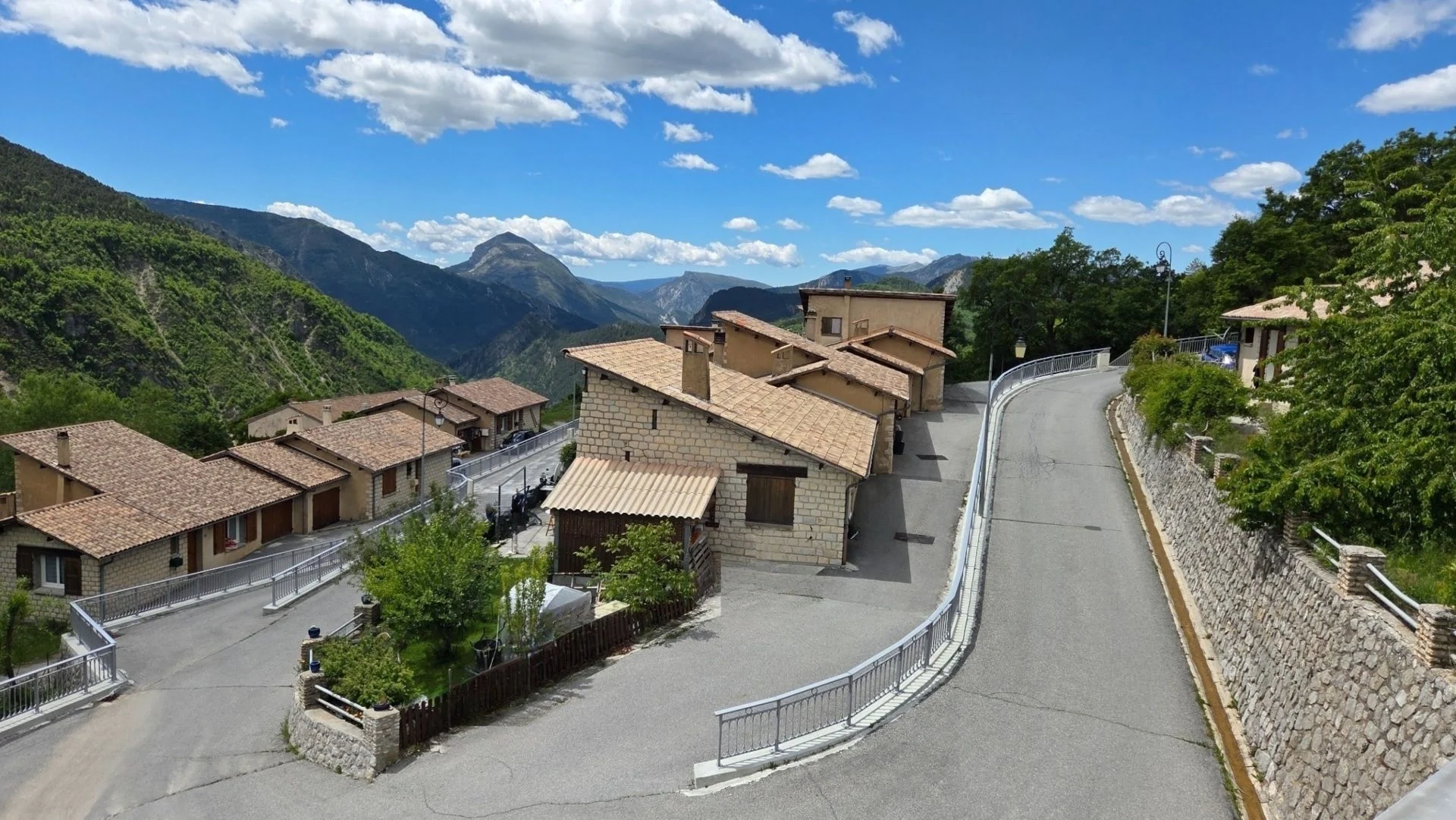 Sentiers du village